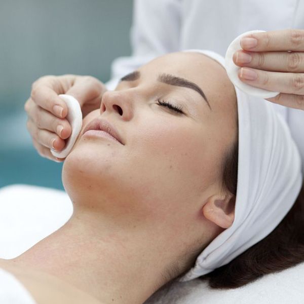 Woman undergoing spa treatment