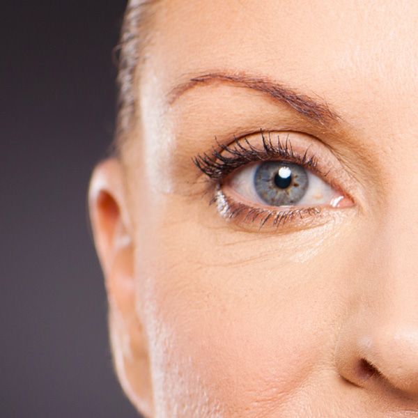 Levantamiento de Cejas