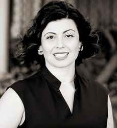 Dr. Xhoana Gjelaj