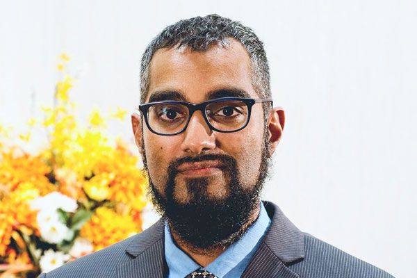 Dr. Murtaza Paghdiwala