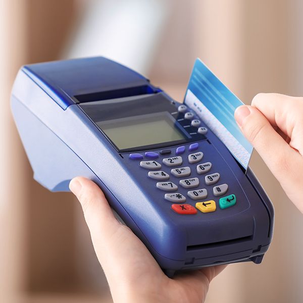 A credit card machine